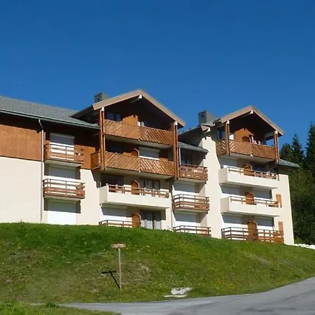 Apartment Le Charvin 211 Manigod